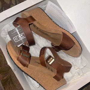 Papillio Soley Cognac sandals. New w/ tags